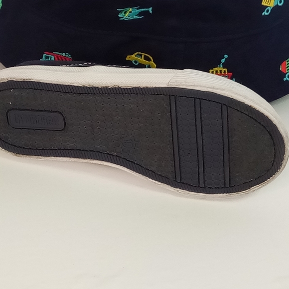 Gymboree Skippy style sneakers and matching bucket hat . - Picture 11 of 12